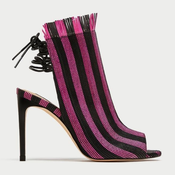 ZARA | Textured High Heels w/Lace Up - Picture 6 of 12